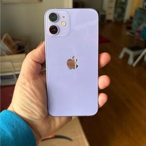 Apple iPhone 12mini 128gb in Purple
